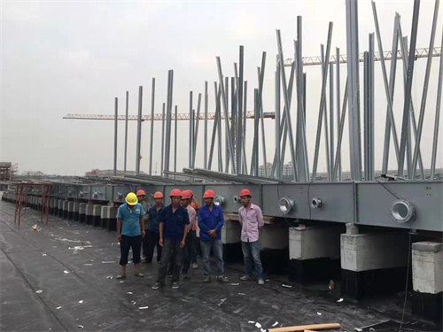 典型的玻璃鋼冷卻塔組件介紹,玻璃鋼冷卻風機